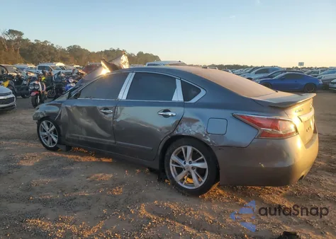 2015 Nissan Altima 2.5 z USA, uszkodzony, nr VIN 1N4AL3AP4FC409365